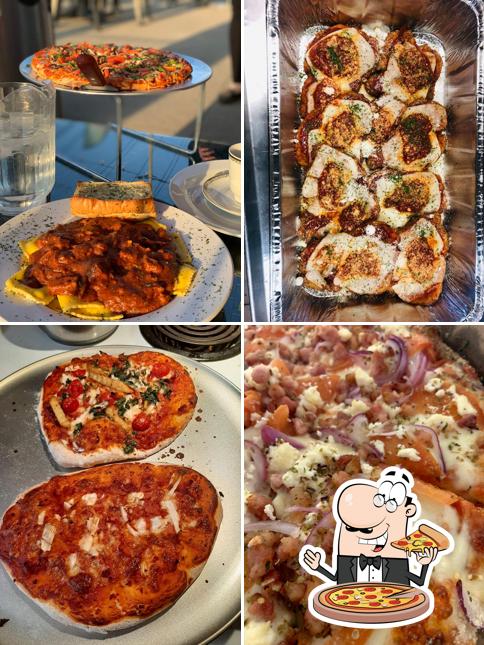 В "Marco's Pizzeria" вы можете попробовать пиццу