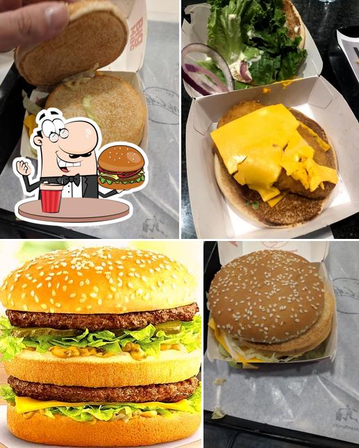 Попробуйте гамбургеры в "McDonald's Albion"