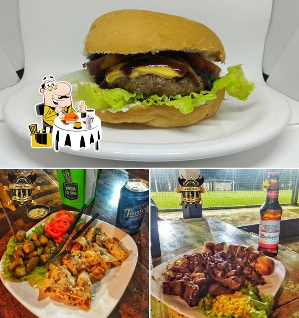 Comida em Arena Beer - Futebol Society e Bar