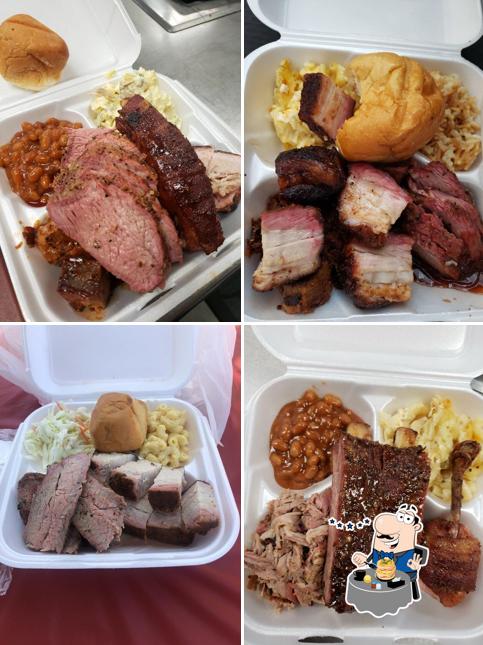 Meals at MEGA Texas Barbeque