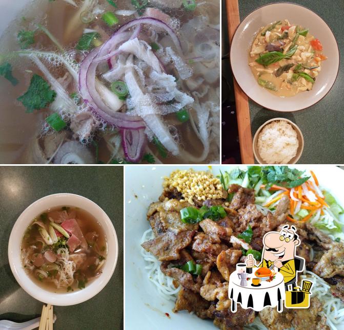 Блюда в "Phở Mango Thai & Vietnamese Cuisine"