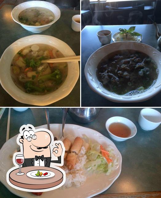Comida en Pho Anh Sang Restaurant