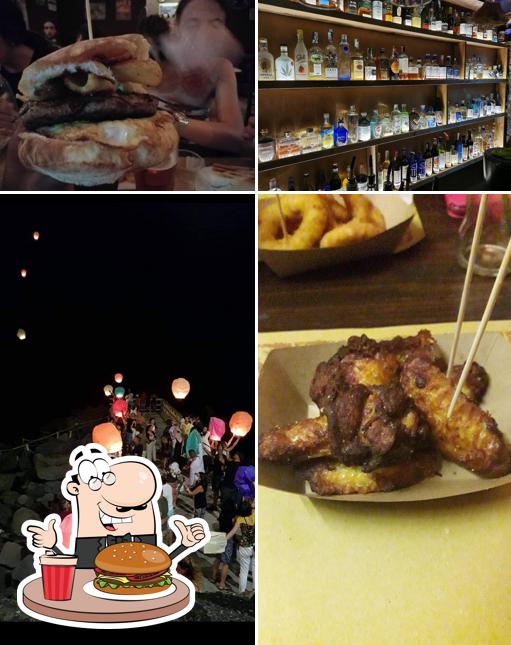 Prova un hamburger a Pub Civico 69 - Gineria