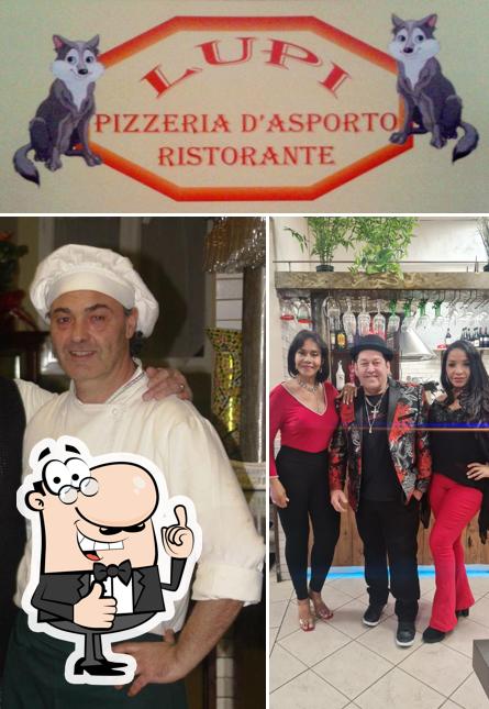 Vedi la foto di Pizzeria I Lupi