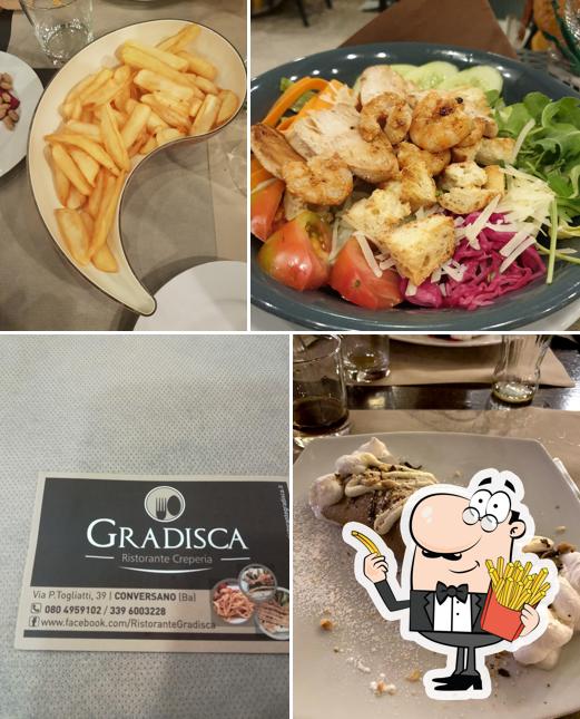 Assaggia un piatto di chips a Ristorante Creperia Gradisca