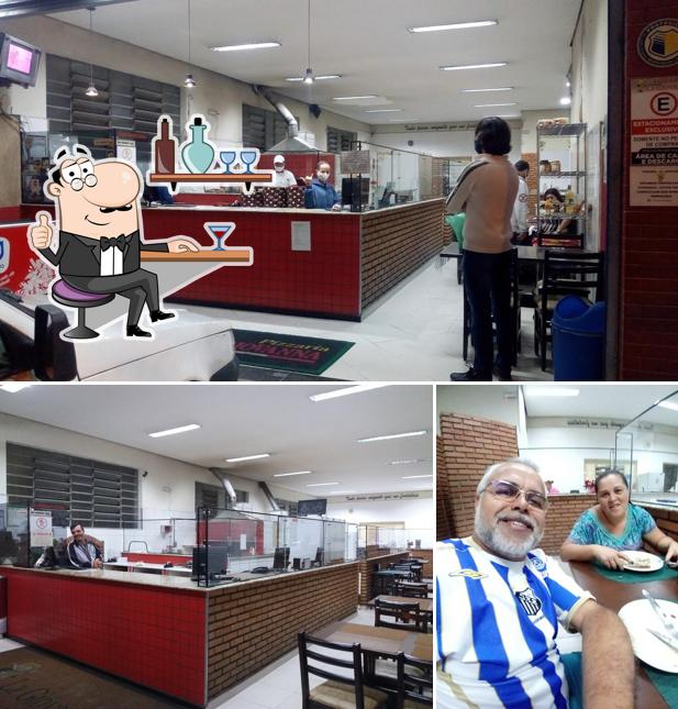 Veja imagens do interior do Pizzaria La Giovanna