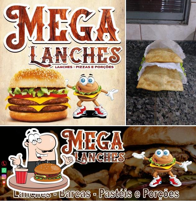 Peça um hambúrguer no Mega Lanches