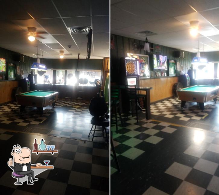 Bogies Sports Bar, Morris - Restaurant menu, prices and reviews