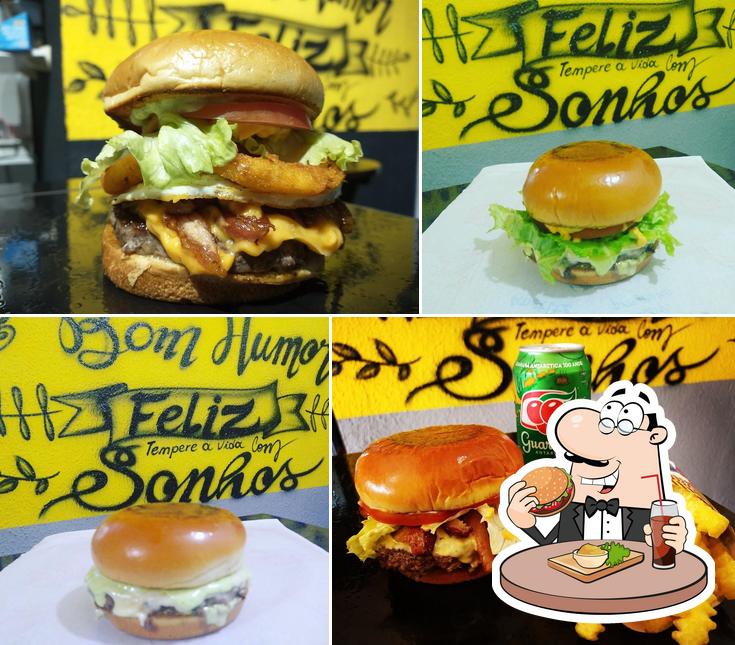 Delicie-se com um hambúrguer no Burguer express