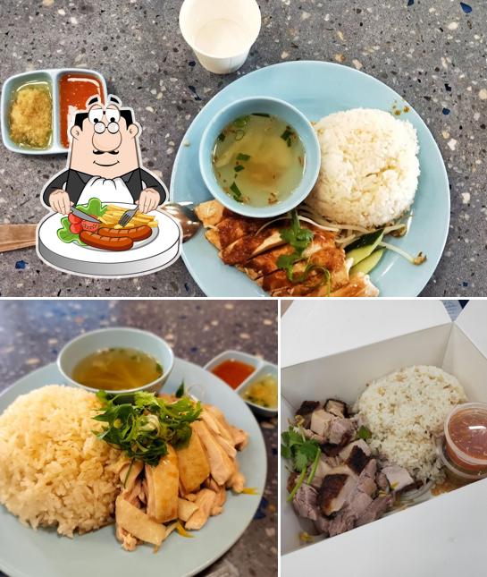 Food at Uncle Authentic Chicken Rice （ Uncle 海南鸡饭专门店）