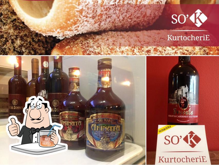 Estas son las fotos que muestran bebida y comida en So'K Kurtocherie