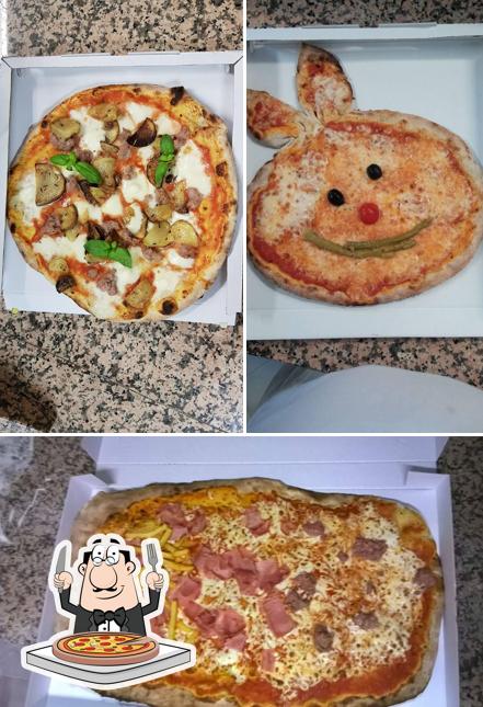 Prova una pizza a Pizzeria La Costiera