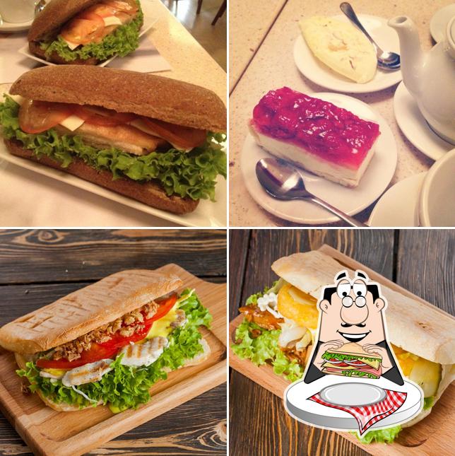 Клубные сэндвичи в "Хлебных историях"