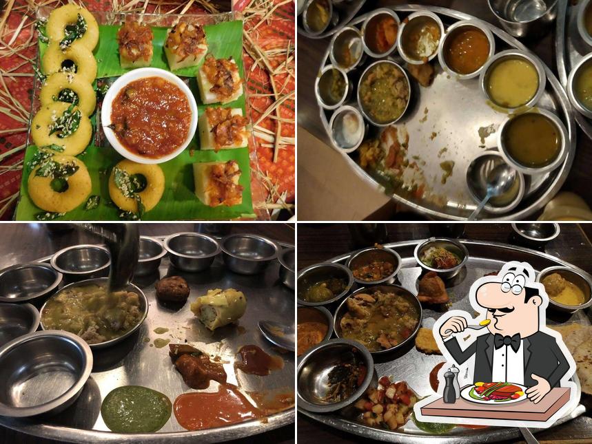 Food at Khandani Rajdhani