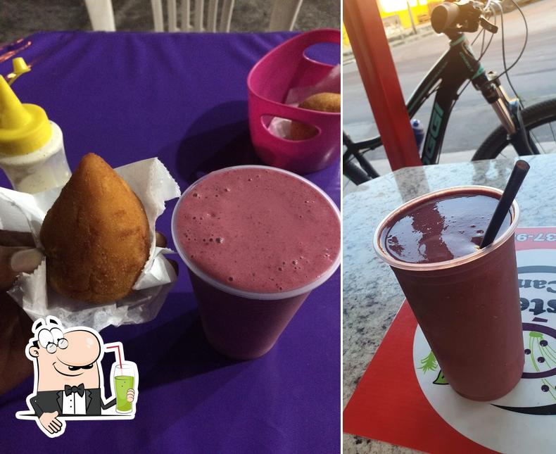 Desfrute de um drinque no Açaí Sabor & Cana