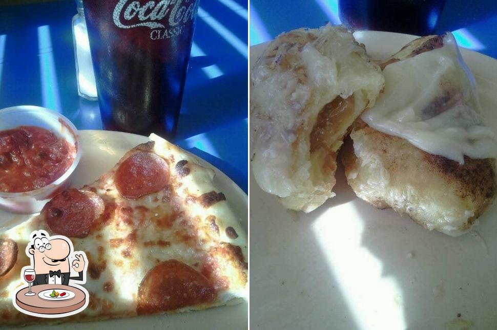 Village Pizza 47 E Oak St In Mcrae Restaurant Reviews