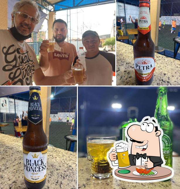 Pide una pinta de cerveza rubia o tostada