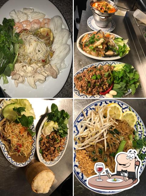 Meals at Thaithanee thaise restaurants