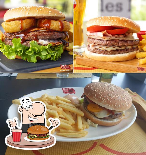 Prenditi un hamburger a PuraBrace-GrillHouse Inverigo