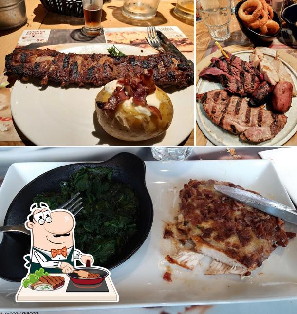 Essayez des repas à base de viande à Roadhouse Restaurant Ferrara Sud