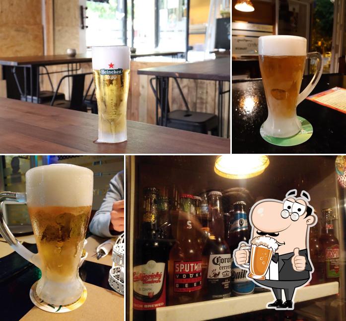La Trianera de Pepe offers a selection of beers
