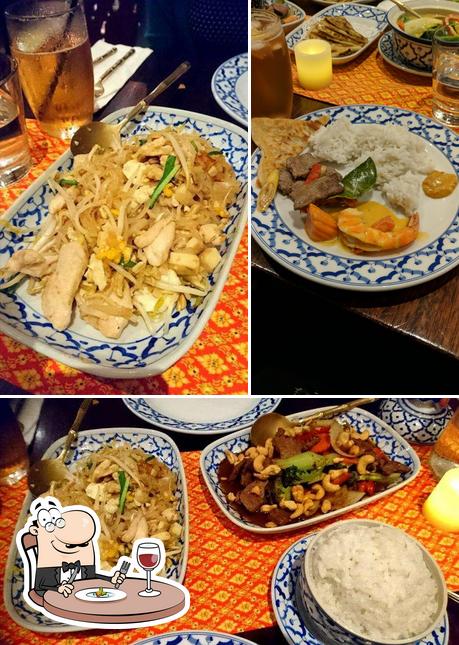 Еда в "Peppercorn Thai Restaurant"