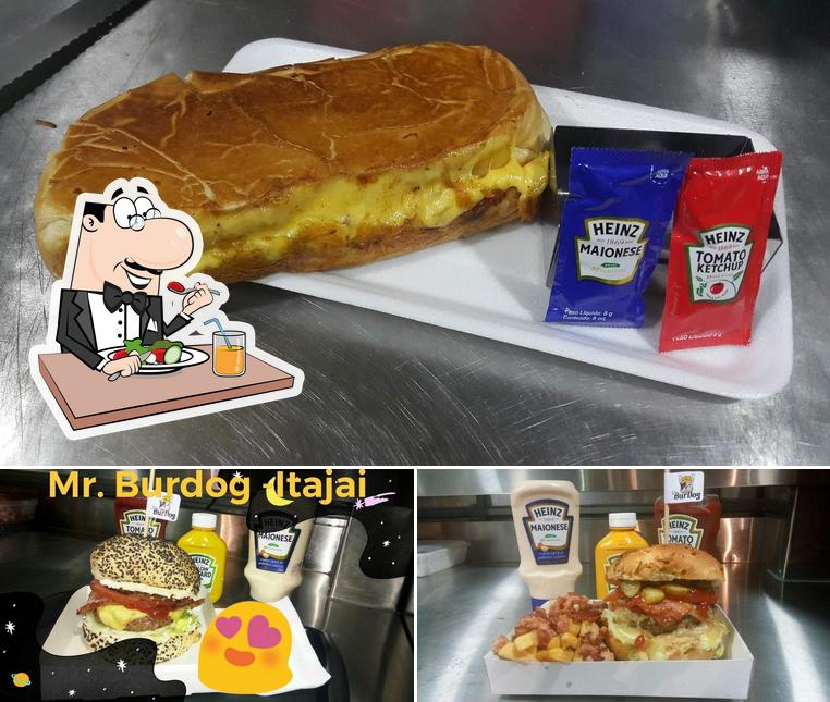 Comida em Mr. Burdog Burger & Dog