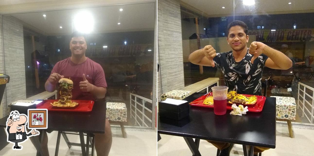 O interior do Burger Time