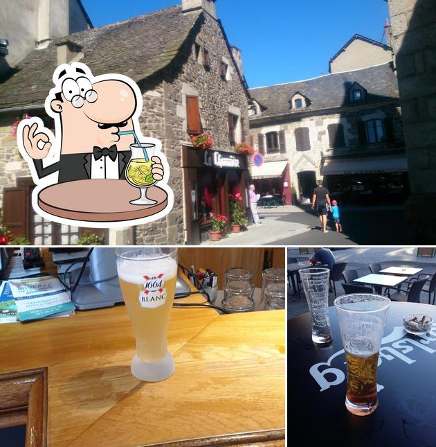 Parmi les différentes choses de la boire et la extérieur, une personne peut trouver sur Restaurant Café de la Mairie