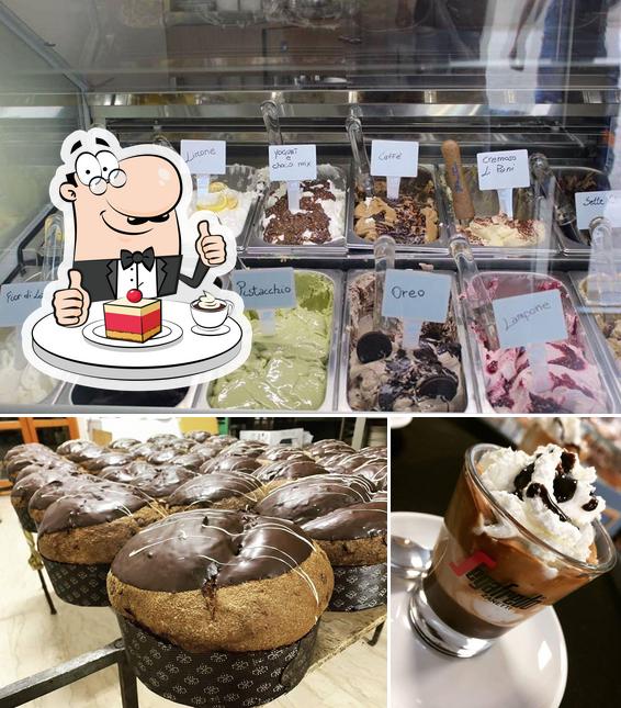 Lipani's cafe Petralia Soprana offre un'ampia gamma di dolci