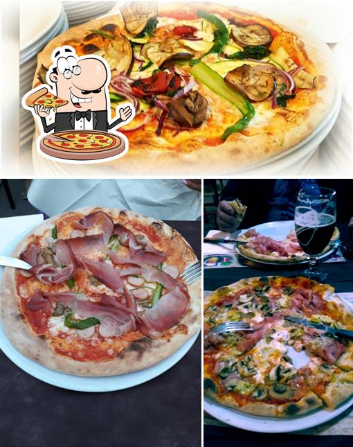 Elige una pizza en Pizzeria La Torre