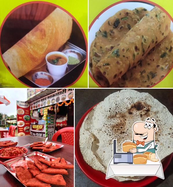 Garlic bread at CHAMUNDA BHOJNALAY AND NASTA