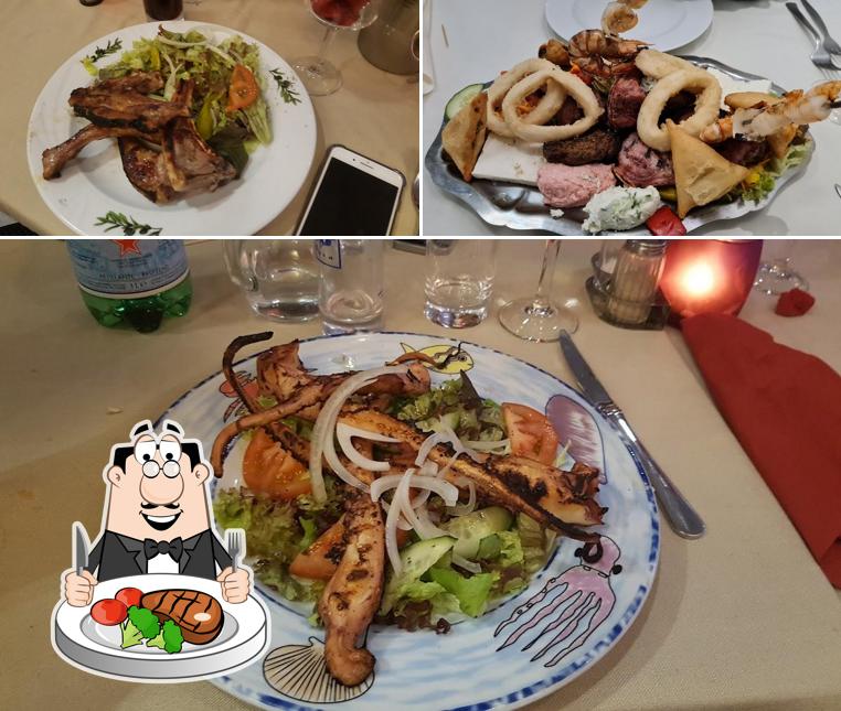 Попробуйте мясные блюда в "Le Grec"