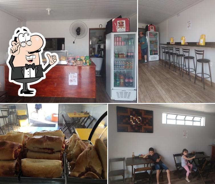 O interior do Master Chef Pizzas e Salgados