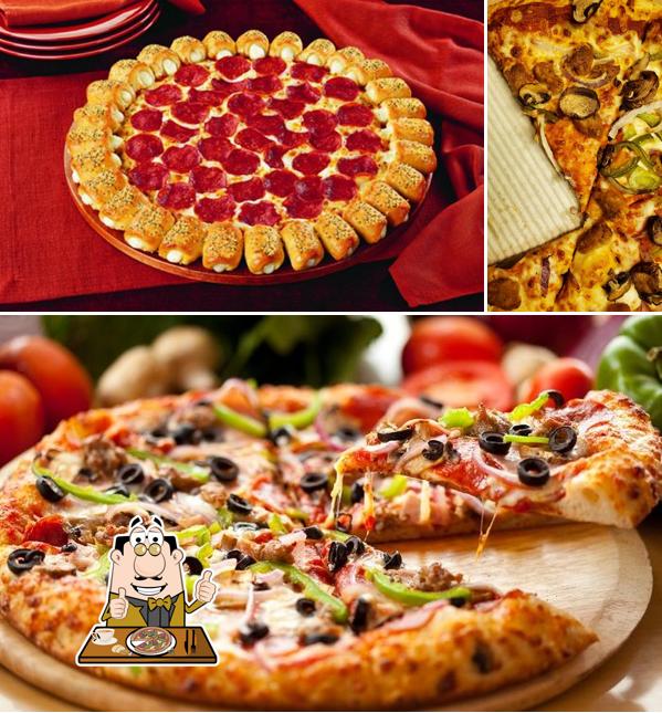 Pizza Hut, 1029 N Lemoore Ave in Lemoore - Restaurant menu and reviews