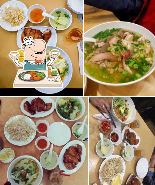 Еда в "Tan Viet Noodle House"