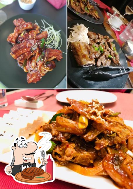 Les repas à base de viande sont offerts par Korea Restaurant