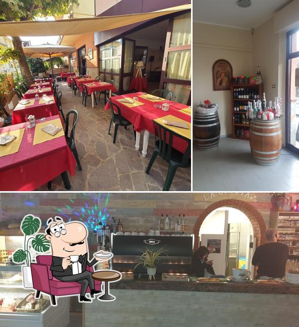 Dai un'occhiata agli interni di La Grotta di San Michele ristorante piazza Bargellini 10 Montevettolini pt