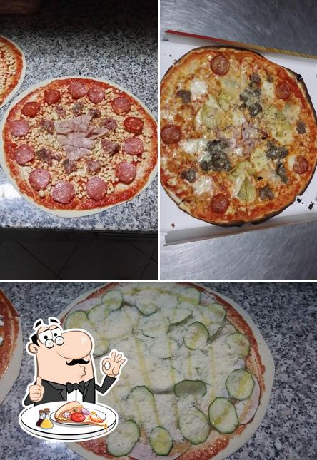 Kostet eine Pizza bei Pizzeria "due torri" dal maro