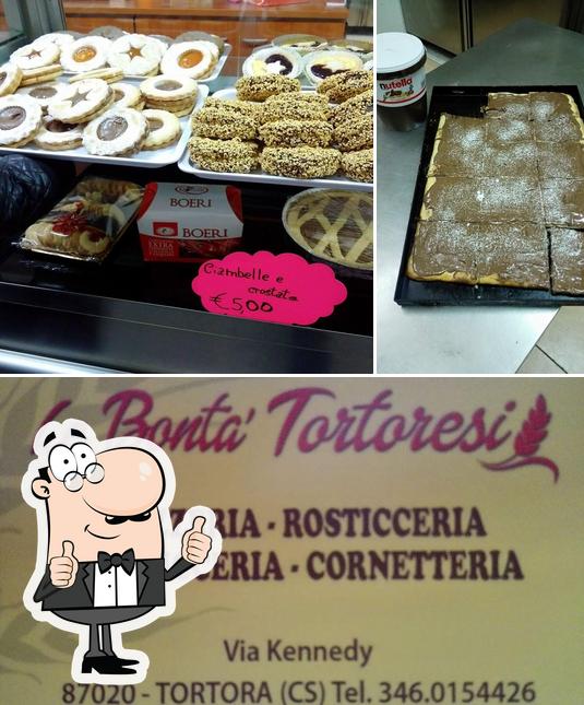 Guarda la foto di Le Bontà Tortoresi Panificio Pizzeria