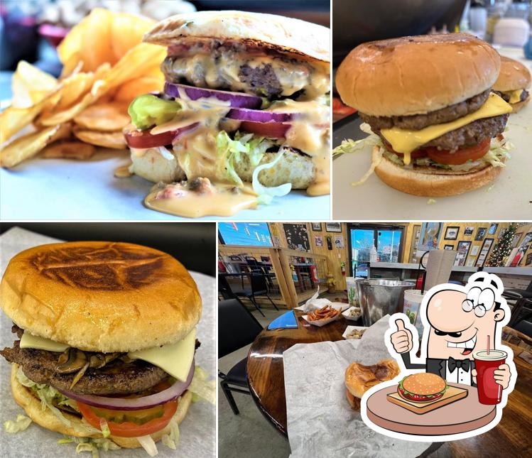 Grumps Burgers - River Oaks, TX in River Oaks - Restaurant menu and reviews