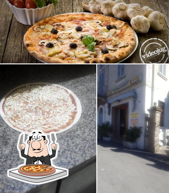 A Pizzeria & Kebab express, puoi assaggiare una bella pizza