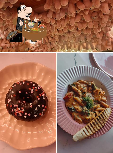 Meals at La Vie En Rose Cafe & Bistro