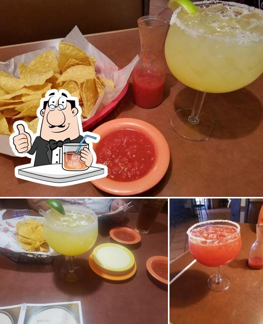 Tres Potrillos Mexican Grill & Bar in Wytheville - Restaurant menu and ...