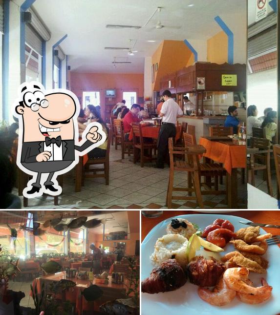 Auto Servicio Silva Express restaurant, Colima, Calle Gral. Silverio Núñez  276 - Restaurant reviews