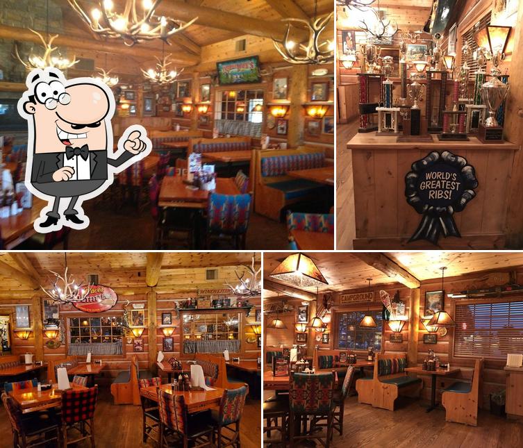 Famous Dave S Bar B Que In Bozeman Restaurant Menu And Reviews