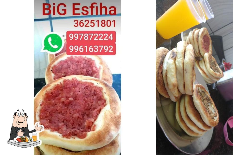 Comida em Big Esfiha