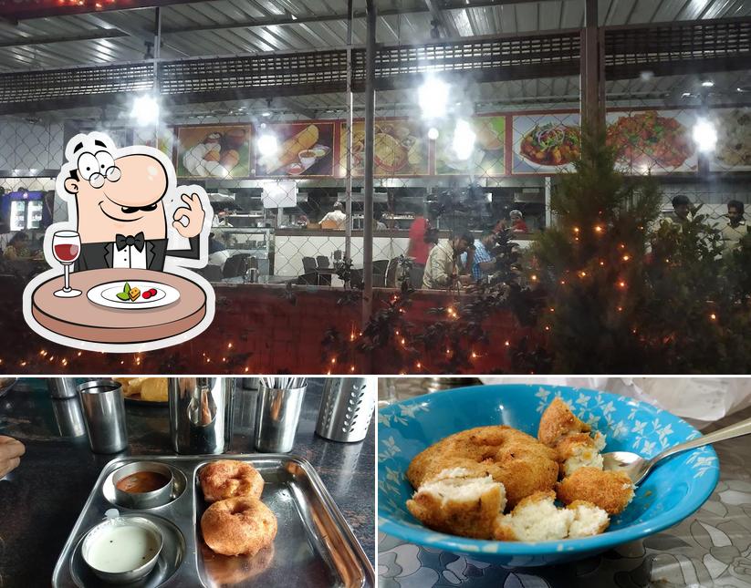 The picture of Hotel Shiv Sagar’s food and interior