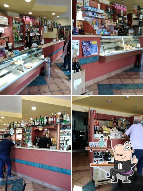 Bar NOVECENTO si caratterizza per la interni e bancone da bar