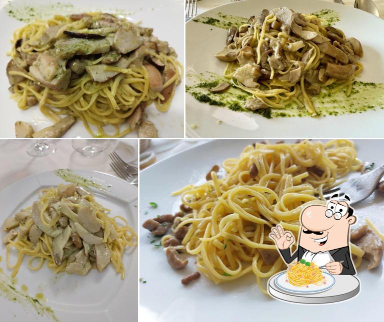 Spaghetti alla carbonara al Ristorante Manubiola